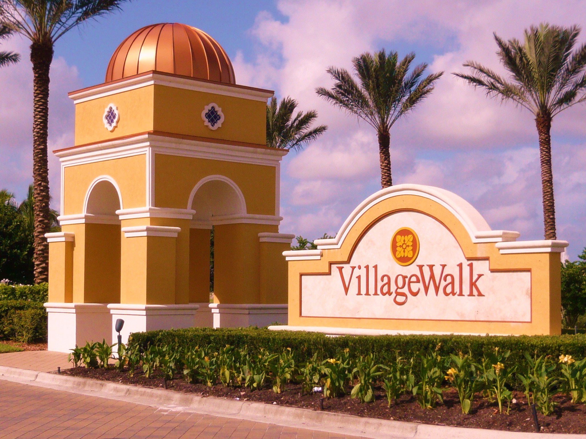 VillageWalk Bonita Springs